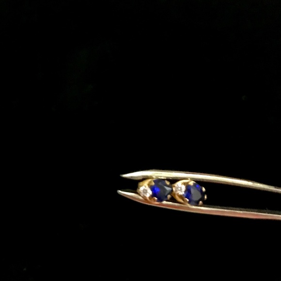 Solid Gold Blue Sapphire CZ diamond earrings - Picture 5 of 5